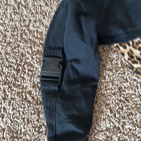 Crop top - Picture 2 of 2